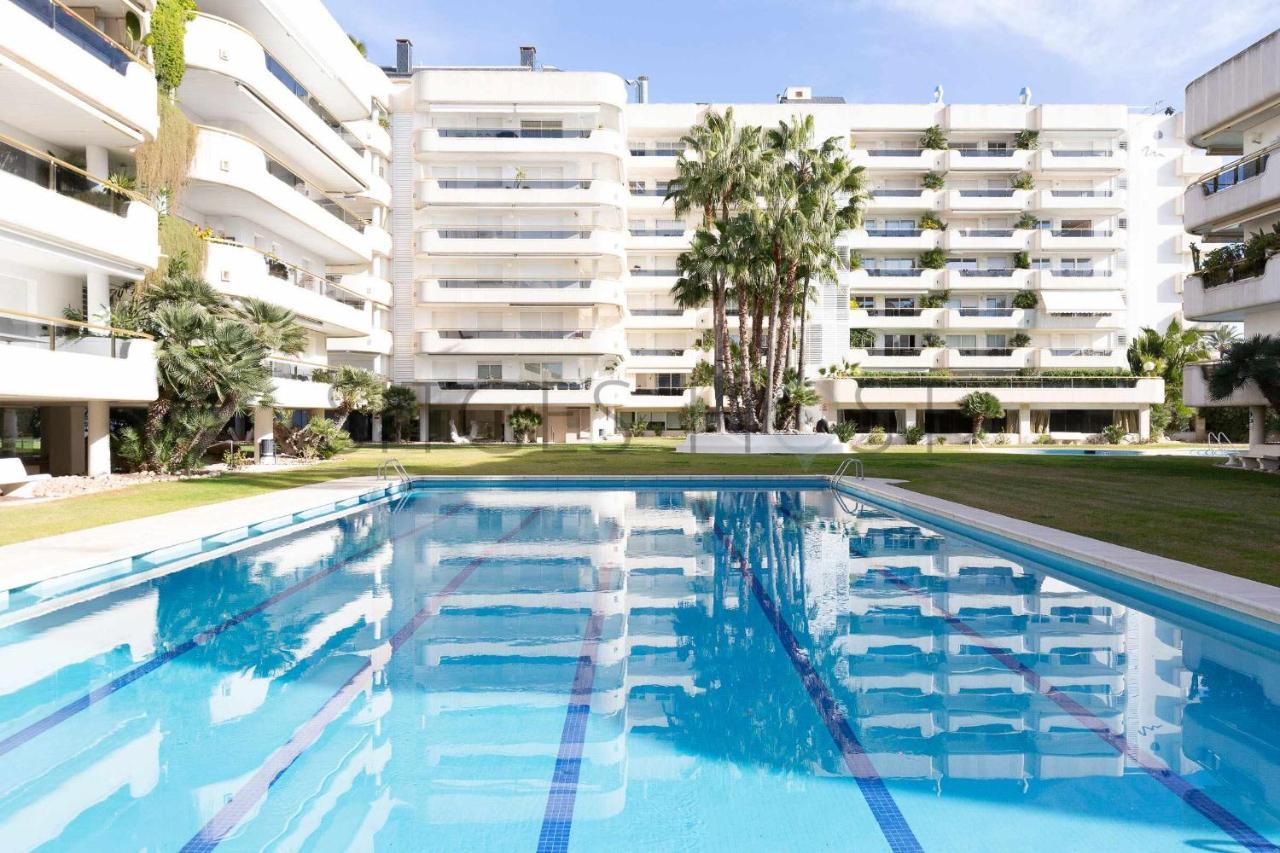 Sitges Arena Dos Piscinas Frente Al Mar Lägenhet Exteriör bild